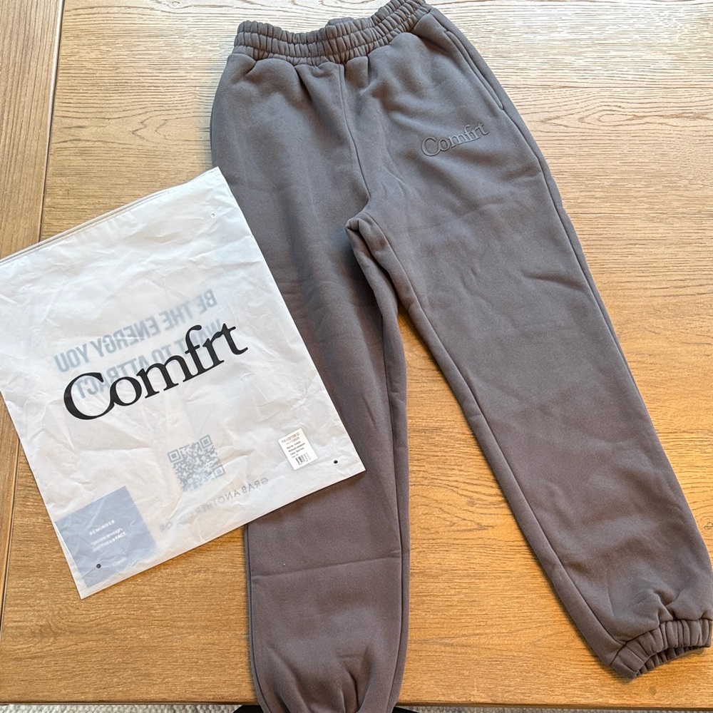 NWT Comft Women's steel Grey minimalist sweatpants